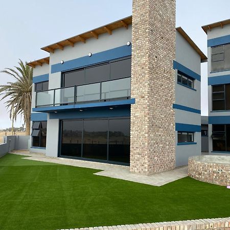 Diestrandwolf Sea View Self Catering Henties Bay Экстерьер фото