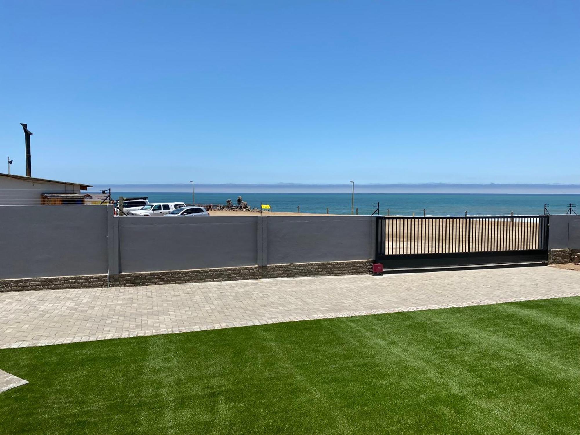 Diestrandwolf Sea View Self Catering Henties Bay Экстерьер фото